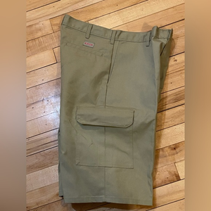 Dickie’s  Relaxed Fit Duck Cargo Shorts,‎ 13” Khaki